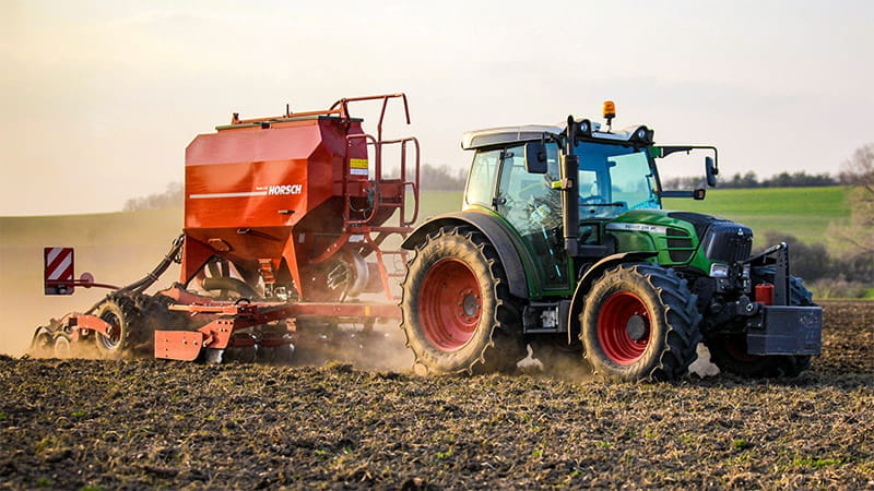 Getting-your-tractor-ready-for-autumn-sowing-1